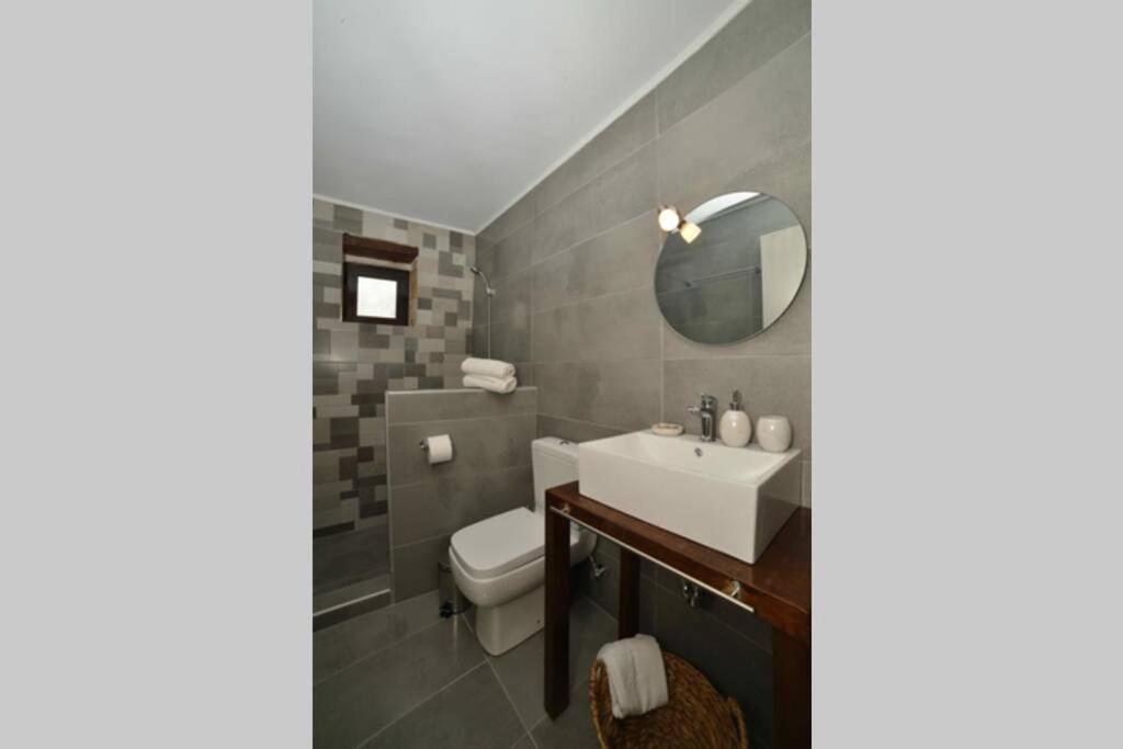 Villa Christini A Luxury Villa With Amazing Views Tzitzifés Exterior photo